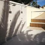 Santa Barbara 18 شقة *