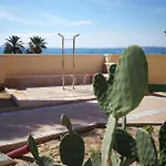 Santa Barbara 18 شقة